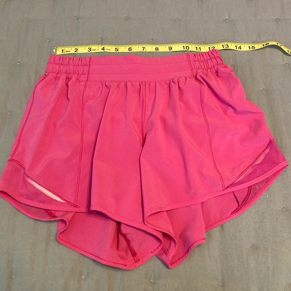 Lululemon Hotty Hot shorts - Picture 6 of 12